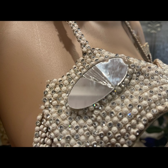 Bellydance costume white rhinestones and mirrors. Hand made by Marliza Pons 32D - Picture 9 of 13